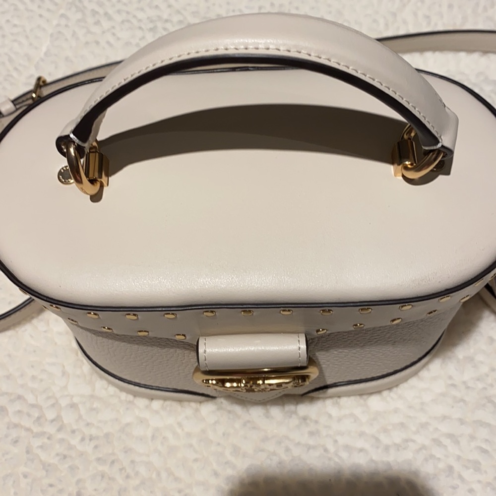 Coach bucket purse - Picture 11 of 11